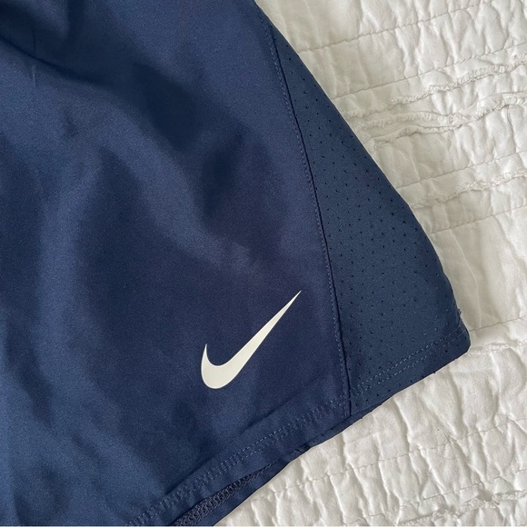 Nike Navy Blue Athletic Running Shorts Size M - Picture 4 of 6